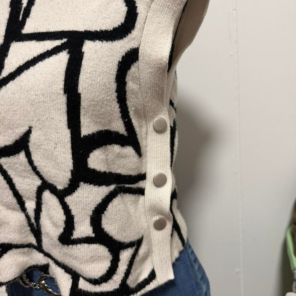 Anthropologie Maeve black + white sweater vest with heart design Size small - Picture 4 of 8